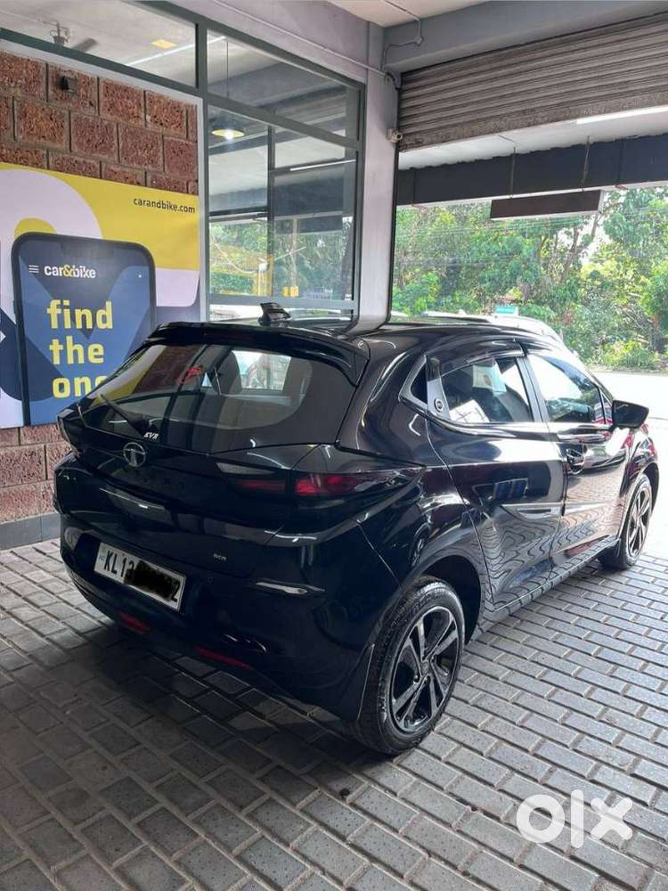 Tata Altroz, 2023, Petrol