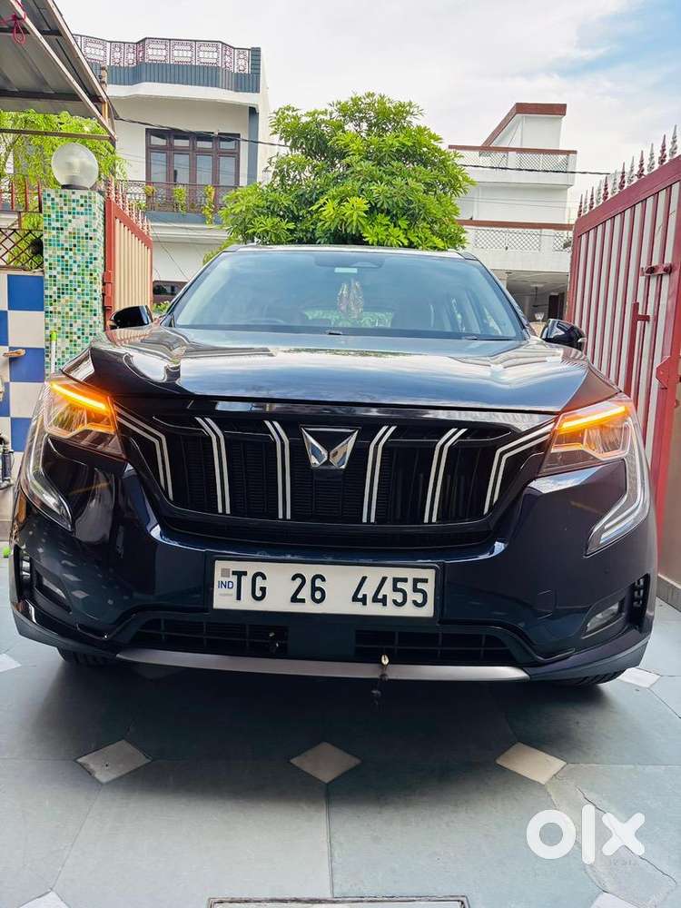 Mahindra Xuv700 2024 Petrol Well Maintained