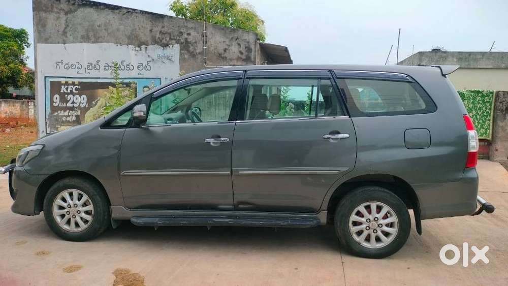 Toyota Innova 2.5 V 7 Str, 2012, Diesel