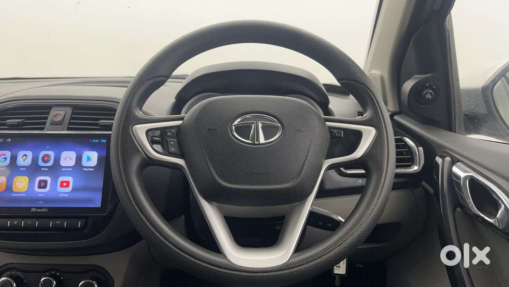 Tata Tiago Xz, 2016, Petrol