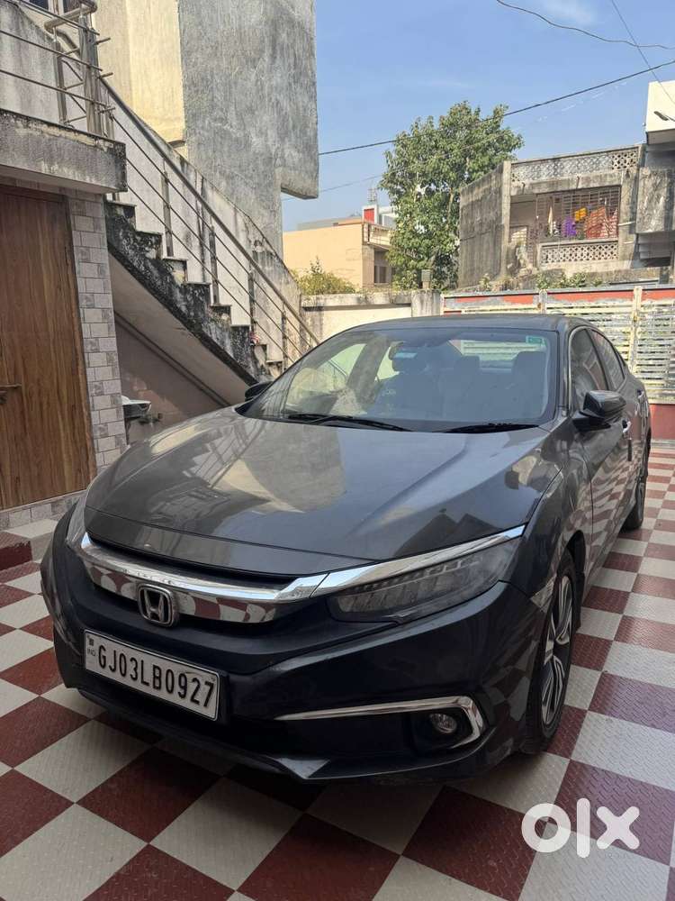 Honda Civic 2019 Cng & Hybrids 100000 Km Driven