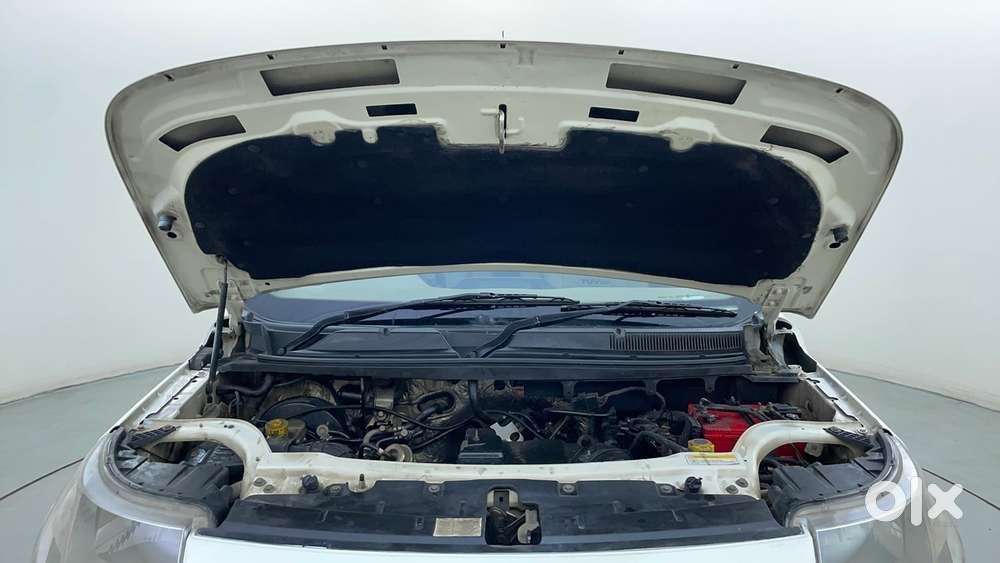 Mahindra Tuv 300 T8, 2015, Diesel