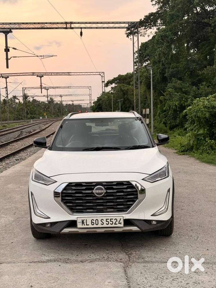 Nissan Magnite 1.0 Xv Turbo Cvt, 2021, Petrol