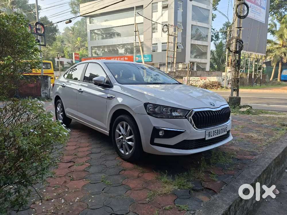 Skoda Slavia 2023 Petrol Well Maintained