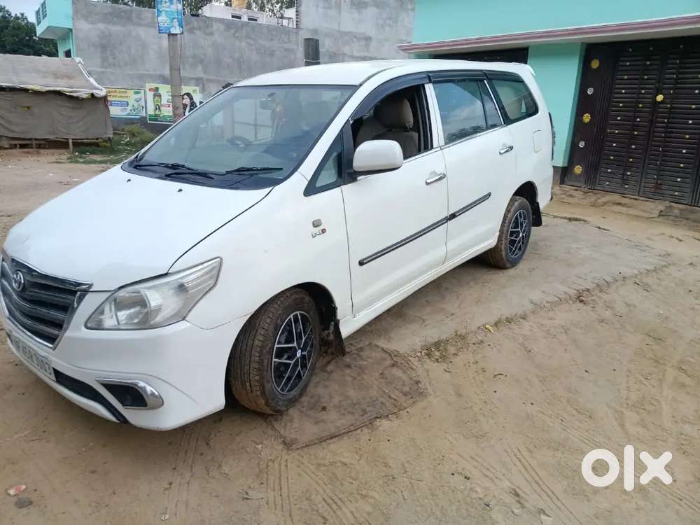 Toyota Innova Diesel 2011