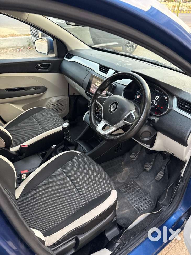 Renault Triber 1.0 Rxz Dual Tone, 2020, Petrol