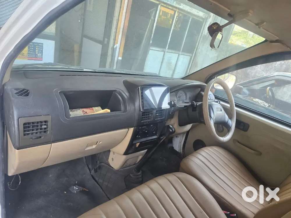 Tavera Car