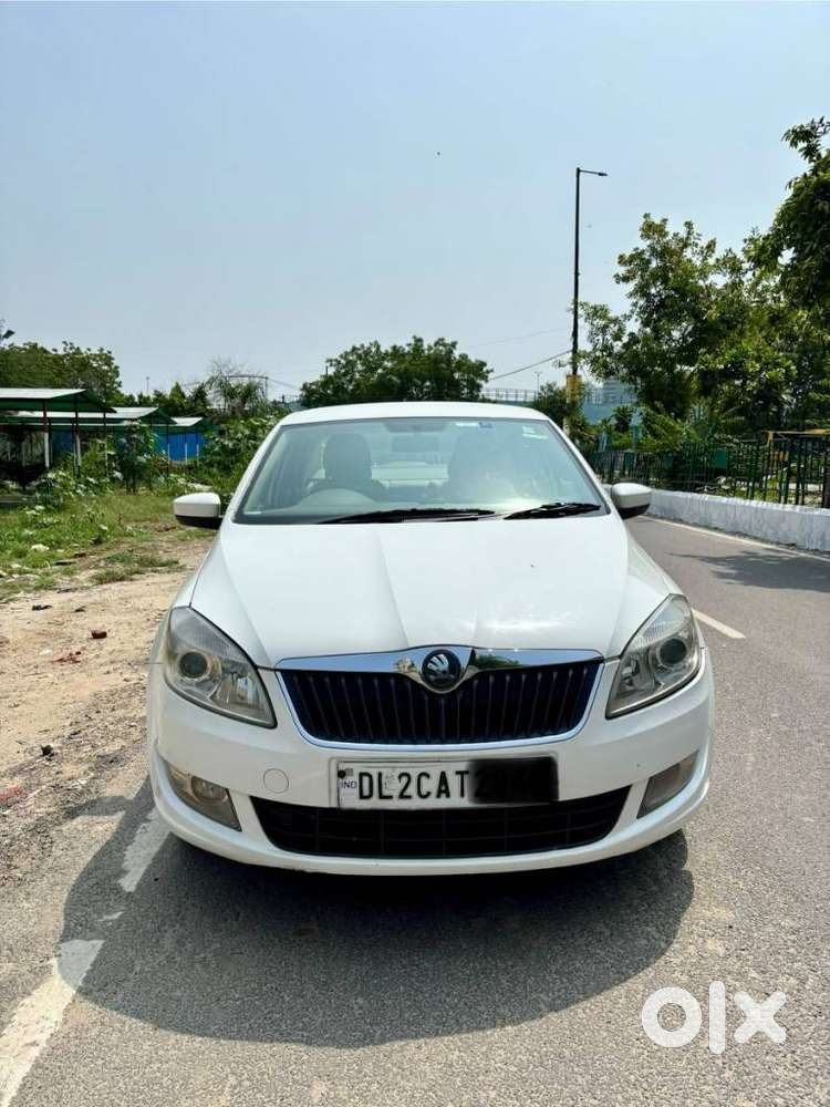 Skoda Rapid 1.6 Mpi Ambition With Alloy Wheel, 2014, Petrol