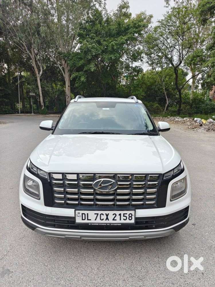 Hyundai Venue 1.2 S (o), 2024, Petrol