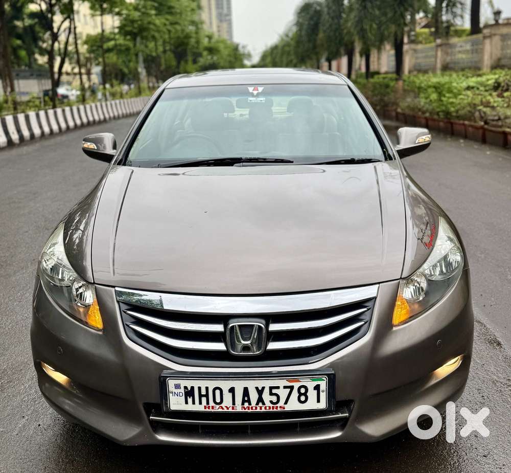 Honda Accord 2.4 Elegance Automatic, 2011, Petrol