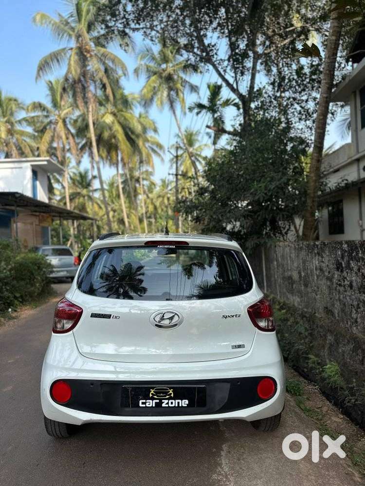 Hyundai Grand I10 Sportz O 1.2, 2017, Petrol