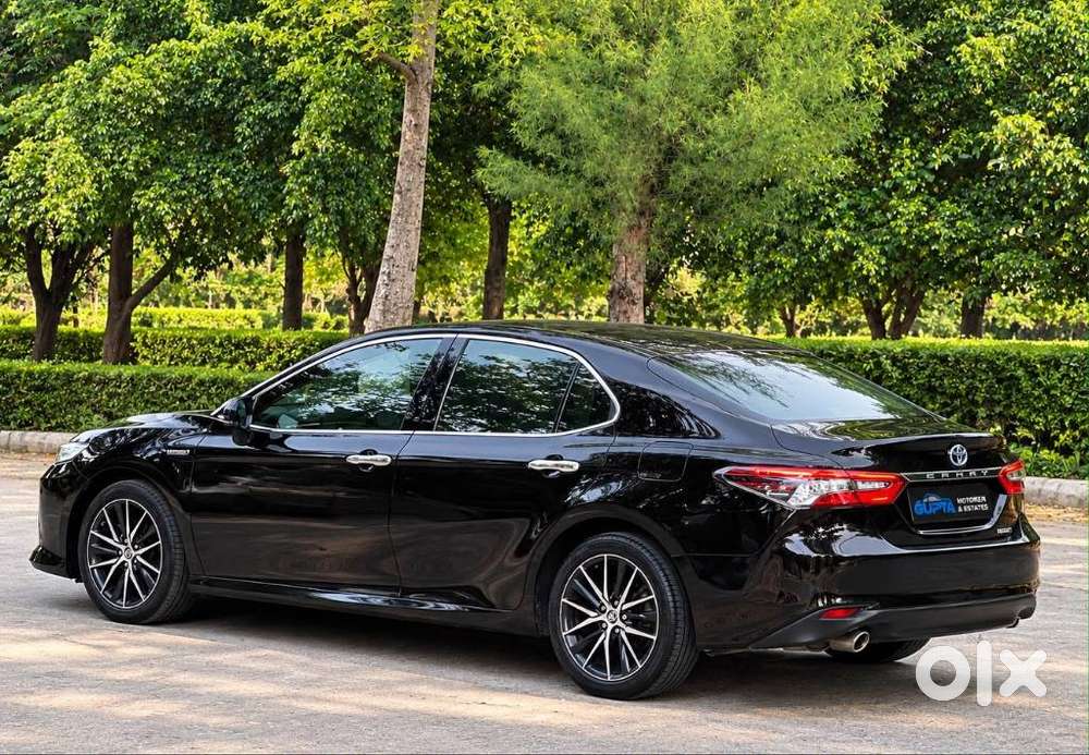 Toyota Camry Hybrid, 2022, Petrol