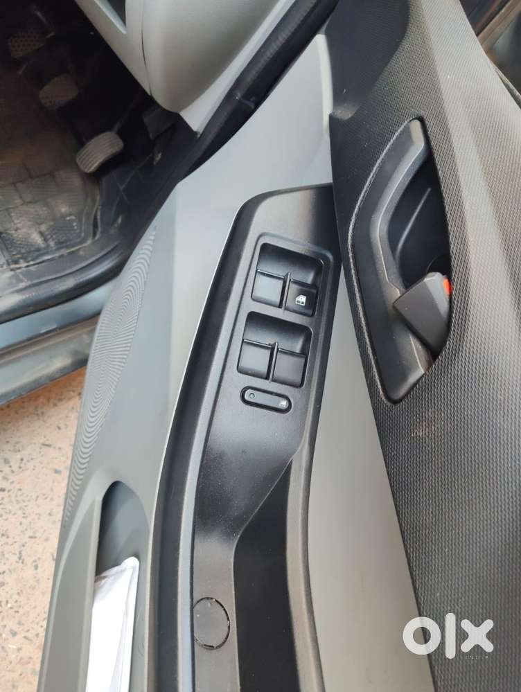 Tata Tiago 1.05 Revotorq Xt Option, 2023, Petrol