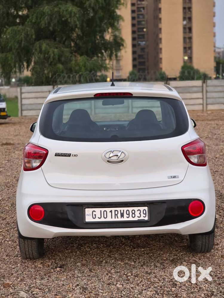 Hyundai Grand I10 Magna, 2017, Petrol