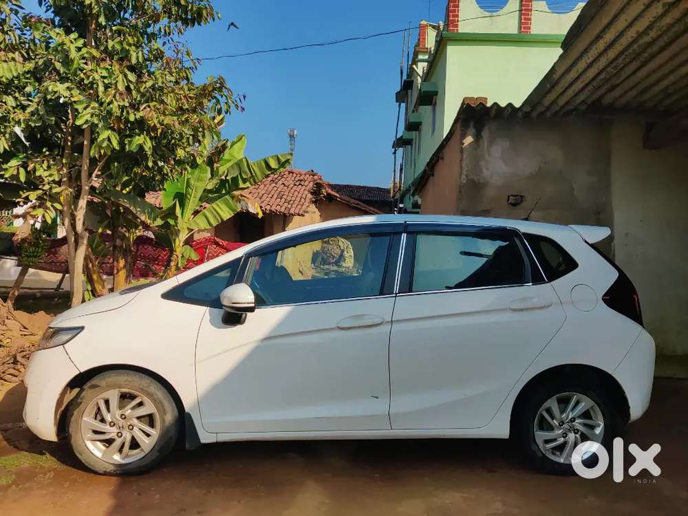 Honda Jazz 2015 Diesel Well Maintained