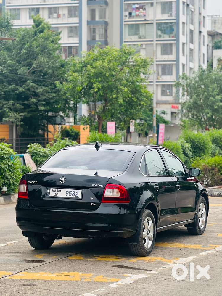 Skoda Rapid 1.6 Mpi Ambition, 2015, Diesel