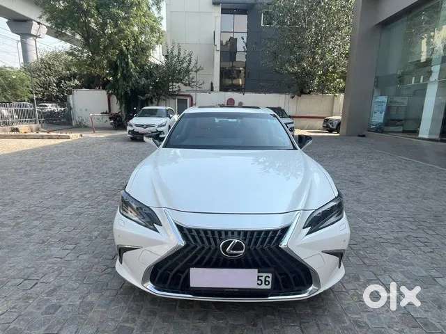 Lexus Es, 2023, Petrol