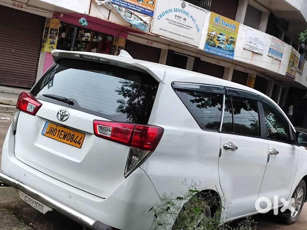 Toyota Innova Crysta 2019 Diesel 147000 Km Driven