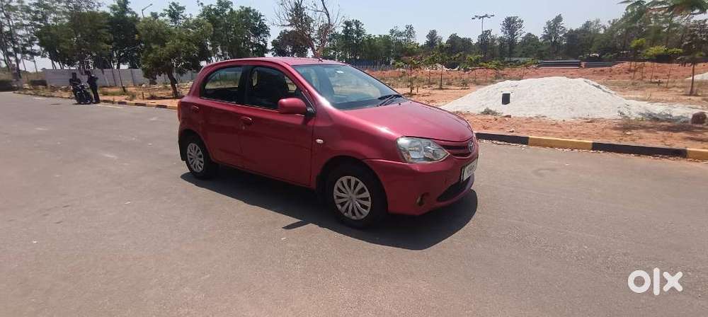 Toyota Etios 2010-2012 G, 2011, Petrol