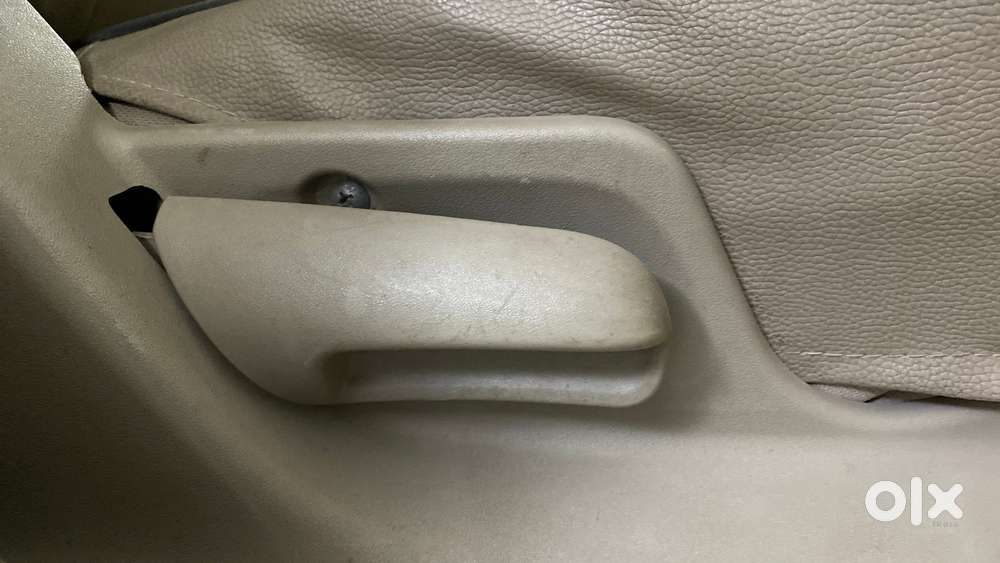 Maruti Suzuki Swift Dzire Vdi (o), 2017, Diesel