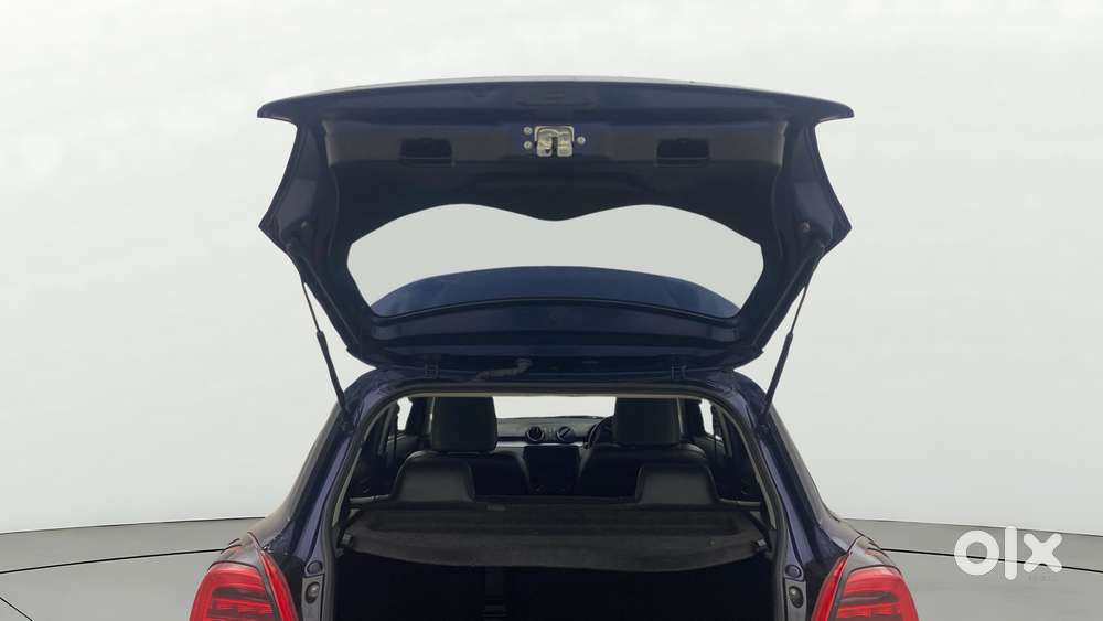 Maruti Suzuki Swift 2018 Amt Vxi, 2022, Petrol