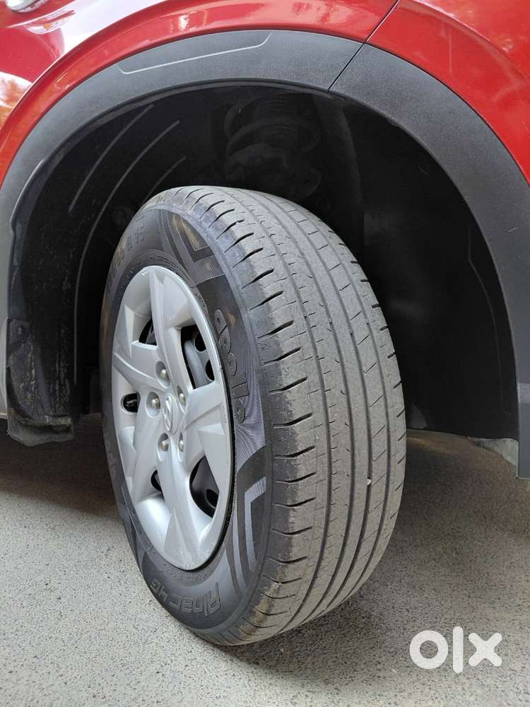 Hyundai Venue 1.2 S (o), 2022, Petrol