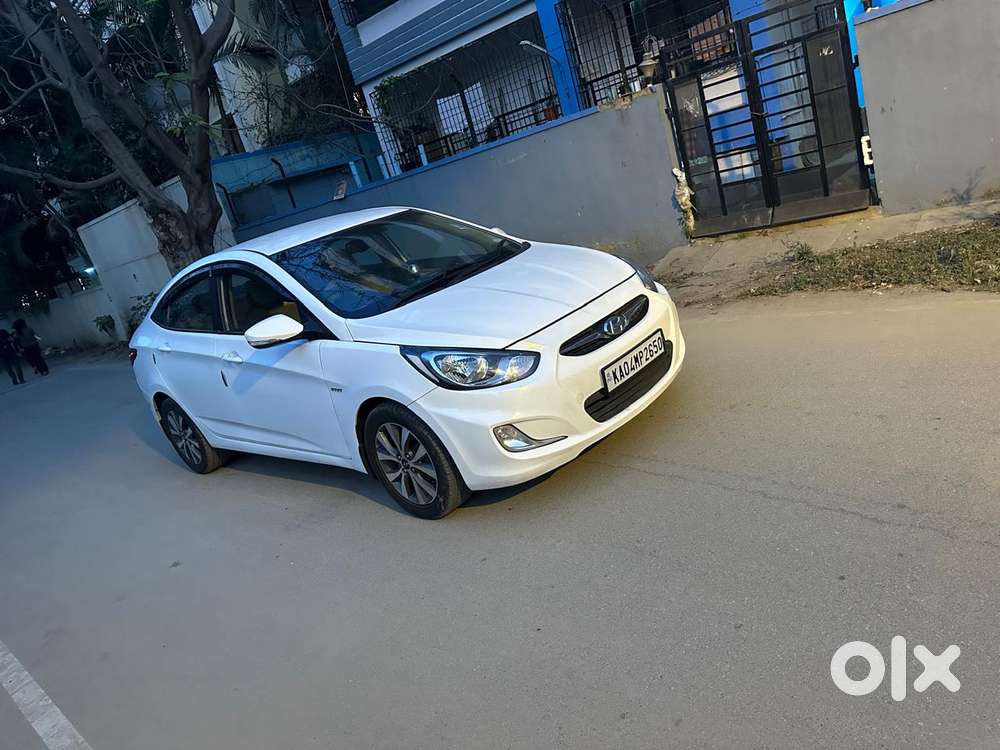 Hyundai Verna Vtvt 1.6 Sx, 2014, Petrol