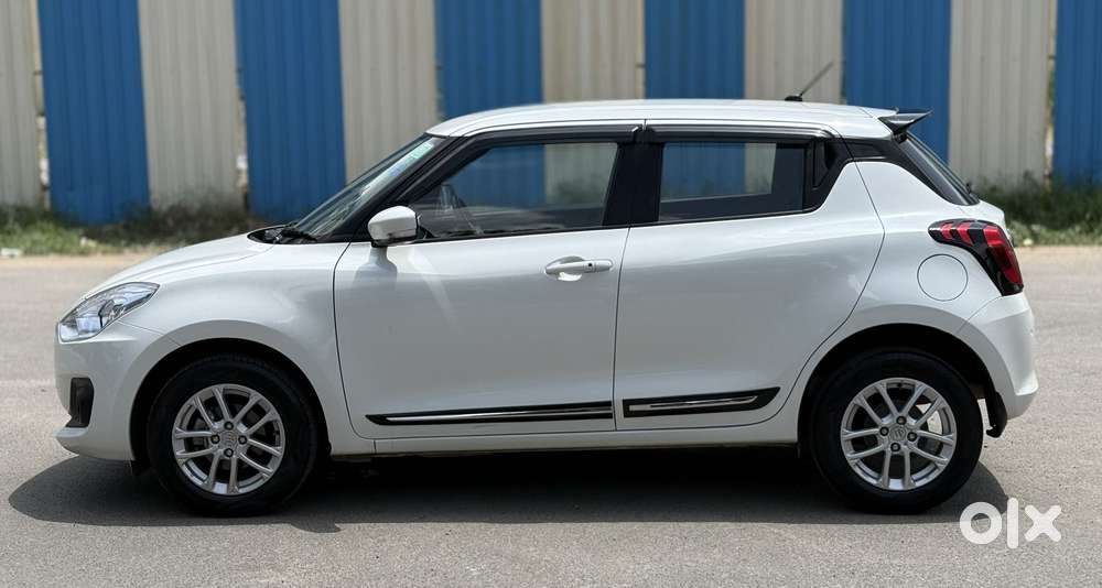 Maruti Suzuki Swift Amt Vvt Zxi, 2023, Petrol