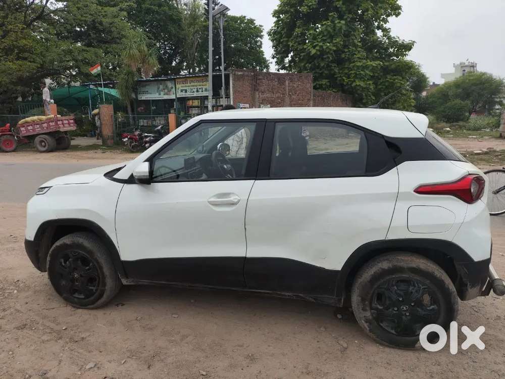 Tata Punch Icng 2024 Manual With Less Driven Km