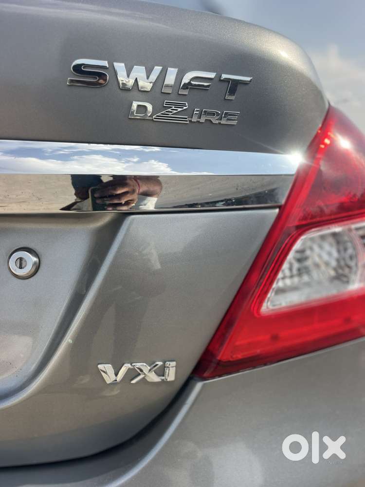 Maruti Suzuki Swift Dzire Vxi Optional, 2014, Petrol
