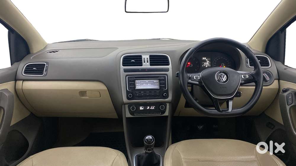 Volkswagen Vento 2013-2015 1.6 Highline, 2015, Petrol