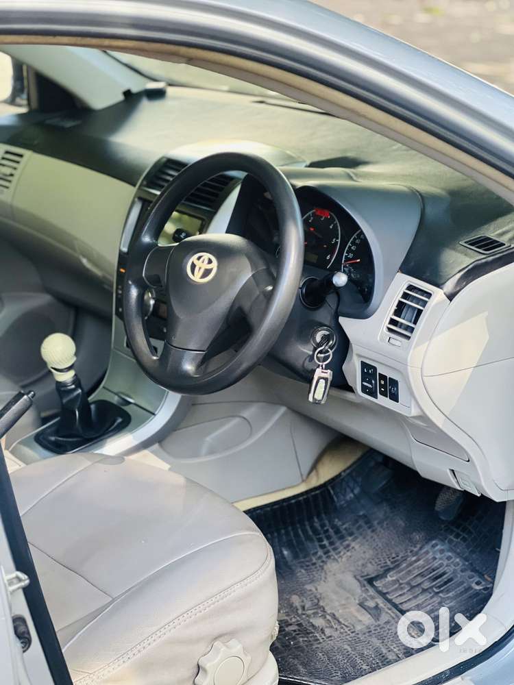 Toyota Corolla Altis J, 2011, Diesel