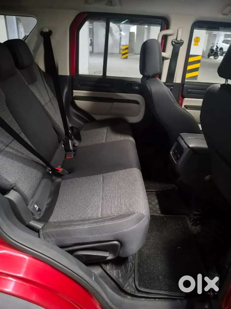 Mahindra Thar Roxx Diesel 2025