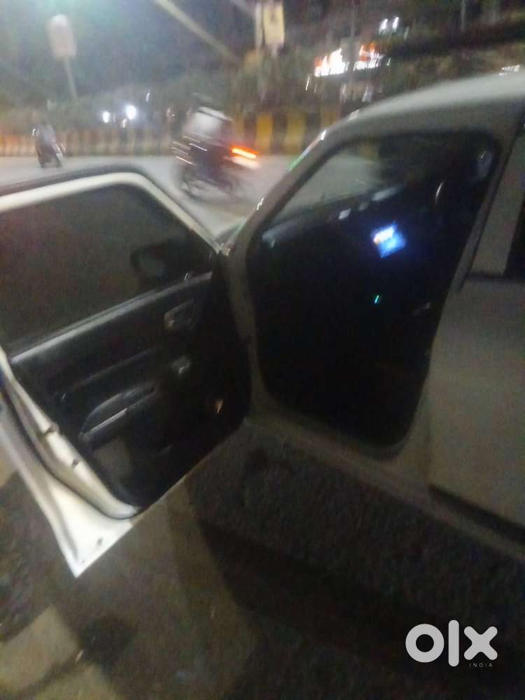 Maruti Suzuki Swift Lxi Option, 2020, Petrol