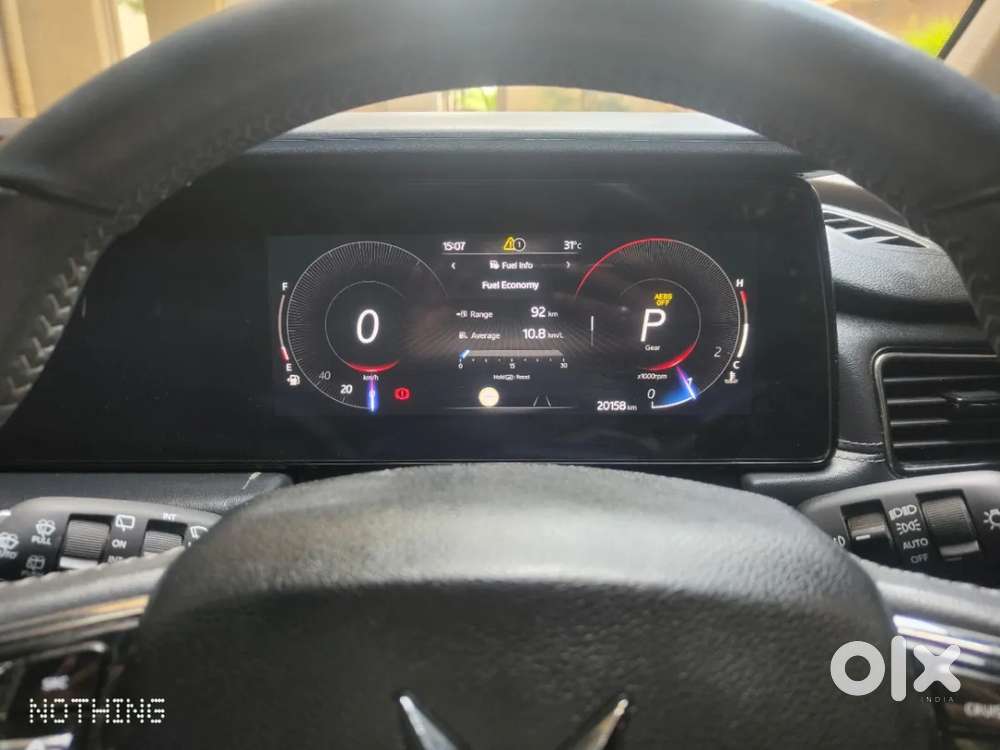 Mahindra Xuv700 2.2 Ax 7 Diesel At Luxury Pack Str, 2025, Diesel