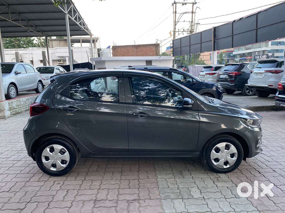 Tata Tiago 1.2 Revotron Xt Rhythm, 2022, Petrol