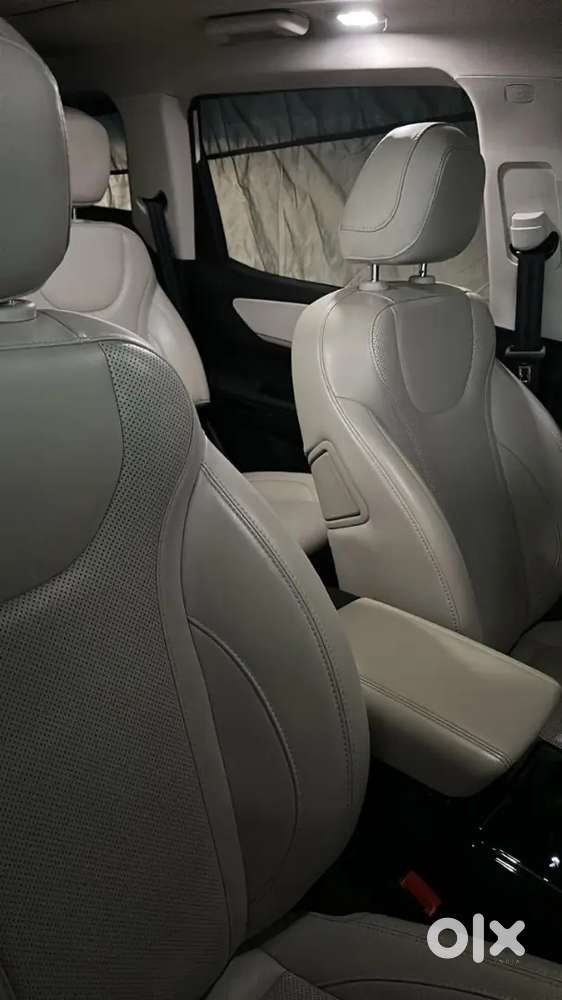 Mahindra Xuv700 2025 Diesel 23000 Km Driven