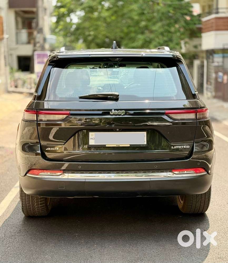 Jeep Grand Cherokee Limited (o) 4x4 At, 2024, Petrol