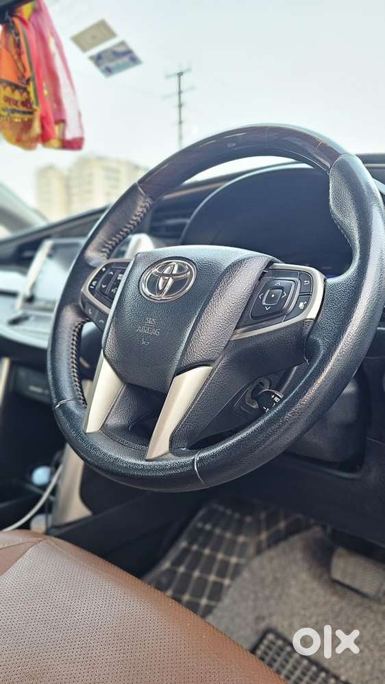 Toyota Innova Crysta