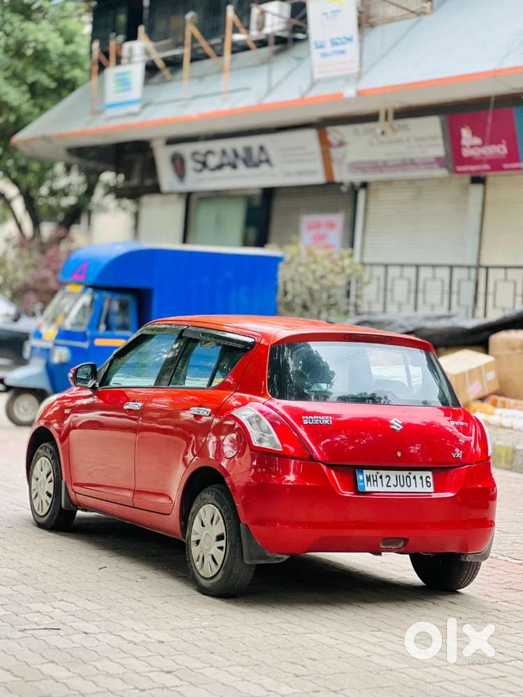 Maruti Suzuki Swift Vxi With Abs, 2013, Petrol