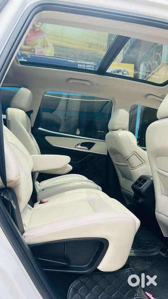 Mahindra Xuv700 2.2 Ax 7 Diesel Mt Luxury Pack Str, 2024, Diesel