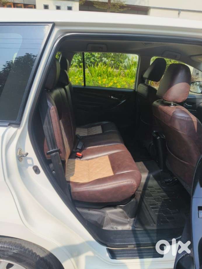 Toyota Innova Crysta 2.4 Gx Mt, 2017, Diesel