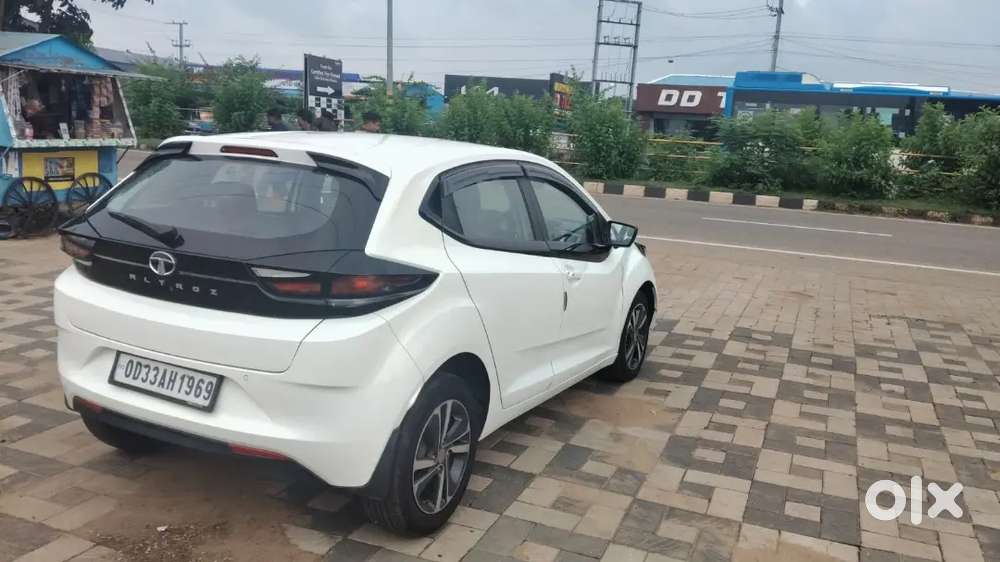Tata Altroz 2023 Petrol