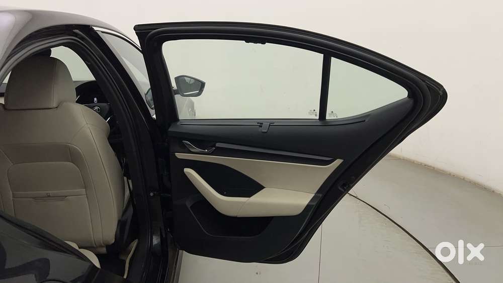 Skoda Octavia 2.0 L K Tsi At, 2021, Petrol