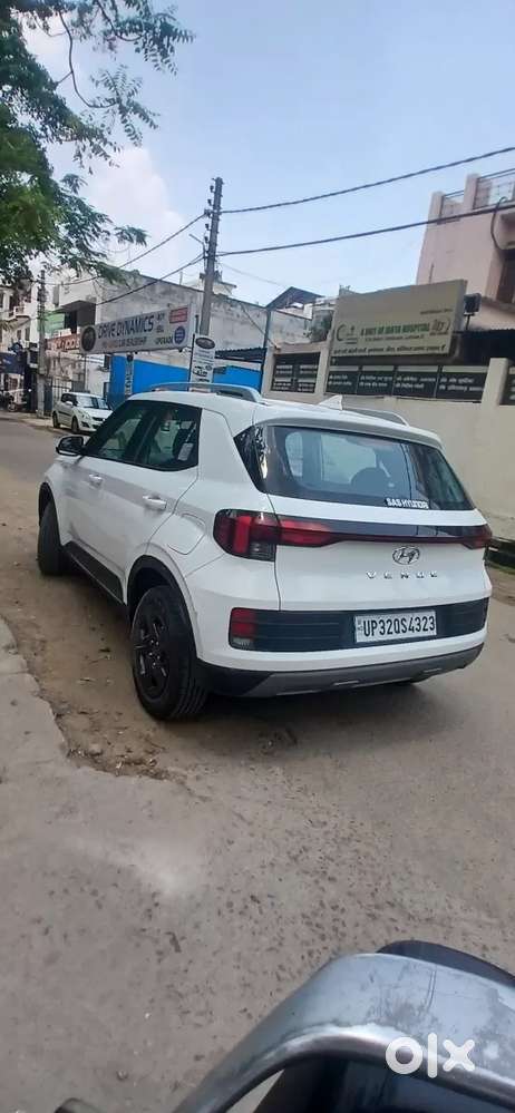 Hyundai Venue 1.2 S (o), 2025, Petrol