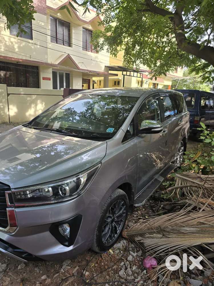 Toyota Innova Crysta 2016 Diesel 114000 Km Driven