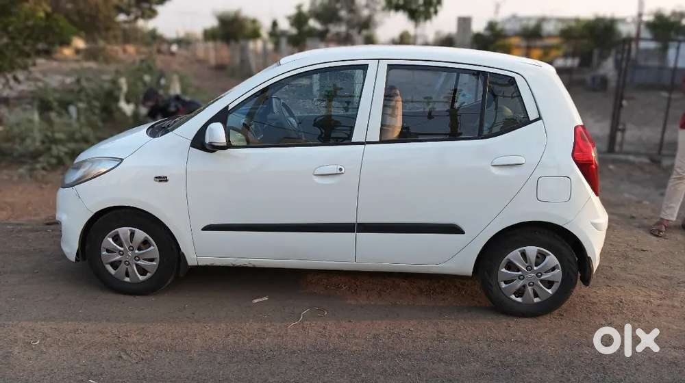 Hyundai I10 2011 Petrol&cng Well Maintained