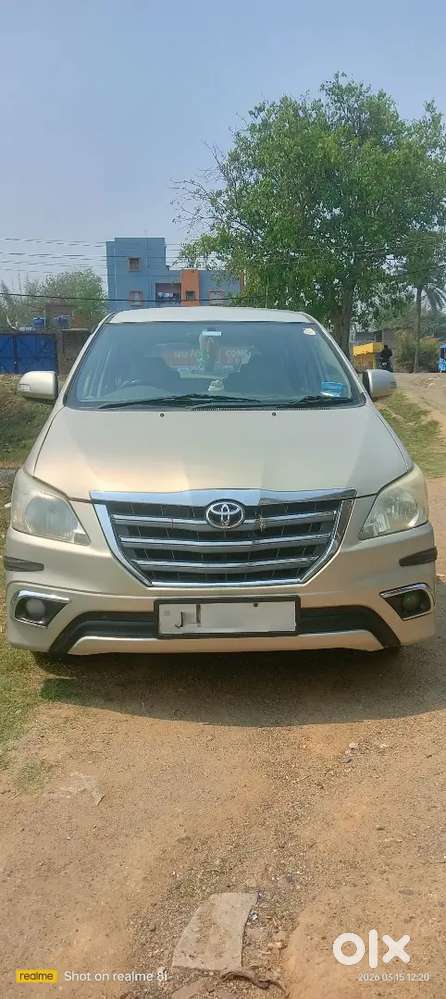 Toyota Innova 2013 Diesel Well Maintained
