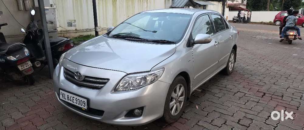 Toyota Corolla Altis 2010