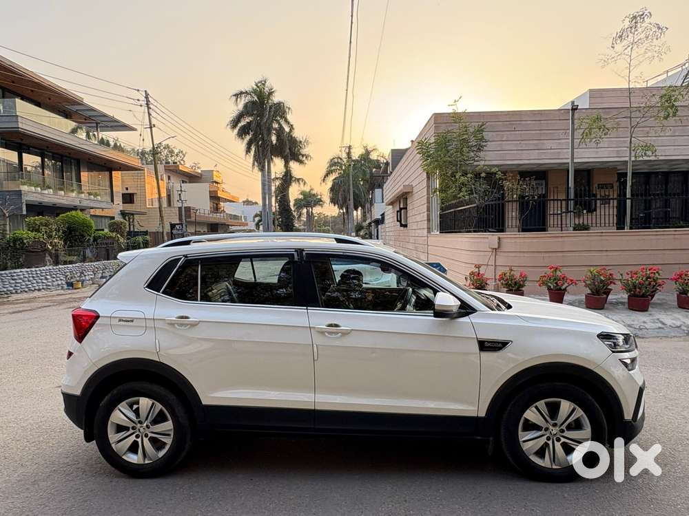 Skoda Kushaq 1.0 Tsi Ambition, 2023, Petrol